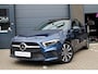 Mercedes-Benz A-klasse 250 e | SOH 100% | BTW voertuig | panoramadak | Burmester audio | Sfeerverlichting | Elektrische trekhaak | Groot display | 360 Camera | Vooruitrijcamera | Achteruitrijcamera | Vol!
