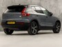 Volvo XC40 1.5 T5 Recharge R-Design 252Pk Automaat (APPLE CARPLAY, GROOT NAVI, STUUR/STOELVERWARMING, LEDER/ALCANTARA, GETINT GLAS, SPORTSTOELEN, CAMERA, ELEK ACHTERKLEP, NIEUWE APK, NIEUWSTAAT)