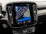 Volvo XC40 1.5 T5 Recharge R-Design 252Pk Automaat (APPLE CARPLAY, GROOT NAVI, STUUR/STOELVERWARMING, LEDER/ALCANTARA, GETINT GLAS, SPORTSTOELEN, CAMERA, ELEK ACHTERKLEP, NIEUWE APK, NIEUWSTAAT)