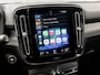 Volvo XC40 1.5 T5 Recharge R-Design 252Pk Automaat (APPLE CARPLAY, GROOT NAVI, STUUR/STOELVERWARMING, LEDER/ALCANTARA, GETINT GLAS, SPORTSTOELEN, CAMERA, ELEK ACHTERKLEP, NIEUWE APK, NIEUWSTAAT)