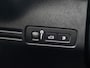 Volvo XC40 1.5 T5 Recharge R-Design 252Pk Automaat (APPLE CARPLAY, GROOT NAVI, STUUR/STOELVERWARMING, LEDER/ALCANTARA, GETINT GLAS, SPORTSTOELEN, CAMERA, ELEK ACHTERKLEP, NIEUWE APK, NIEUWSTAAT)