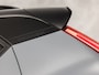 Volvo XC40 1.5 T5 Recharge R-Design 252Pk Automaat (APPLE CARPLAY, GROOT NAVI, STUUR/STOELVERWARMING, LEDER/ALCANTARA, GETINT GLAS, SPORTSTOELEN, CAMERA, ELEK ACHTERKLEP, NIEUWE APK, NIEUWSTAAT)