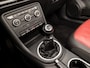 Volkswagen Beetle 1.4 TSI Sport 160Pk (APPLE CARPLAY, CLIMATE, STOELVERWARMING, SPORTSTOELEN, PARKEERSENSOREN, XENON, CRUISE, NIEUWSTAAT)