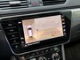 Skoda Superb Combi 1.4 TSI iV Business Edition / Adaptieve Cruise Control / Elektrisch schuif/kantel dak / Automaat / Navigatie / Camera / Climate Control / Stoelverwarming / Elektrische stoelen + Geheugen