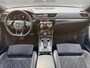 Skoda Superb Combi 1.4 TSI iV Business Edition / Adaptieve Cruise Control / Elektrisch schuif/kantel dak / Automaat / Navigatie / Camera / Climate Control / Stoelverwarming / Elektrische stoelen + Geheugen
