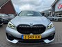 BMW 1-Serie 118i High Executive. RIJKLAARPRIJS! TREKHAAK/AUTOMAAT/SPORTSTOELEN