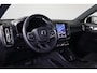 Volvo EX40 Extended Range Plus 82 kWh - IntelliSafe Assist & Surround - Harman/Kardon audio - Parkeercamera achter - Verwarmde voorstoelen & stuur - Parkeersensoren voor & achter - Draadloze tel. lader - Inklapbare trekhaak - 19' LMV