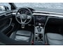 Volkswagen Arteon Shooting Brake 1.4 TSI eHybrid R-Line Business+ | Plug-in Hybrid (PHEV) | Trekhaak | Panoramadak | Discover PRO Navigatie | Matrix LED Koplampen | Nappaleder | Stoelmassage | Stoelverwarming voor en achter | Keyless Entry | Lichtmetalen Velgen 19 inch