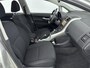 Toyota Auris 1.8 Full Hybrid Dynamic Automaat | Navi | Fietsendragerbeugel Afneembaar | Parkeersensoren Achter | 17'' Lichtmetalen Velgen |