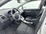 Toyota Auris 1.8 Full Hybrid Dynamic Automaat | Navi | Fietsendragerbeugel Afneembaar | Parkeersensoren Achter | 17'' Lichtmetalen Velgen |