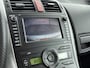Toyota Auris 1.8 Full Hybrid Dynamic Automaat | Navi | Fietsendragerbeugel Afneembaar | Parkeersensoren Achter | 17'' Lichtmetalen Velgen |