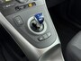 Toyota Auris 1.8 Full Hybrid Dynamic Automaat | Navi | Fietsendragerbeugel Afneembaar | Parkeersensoren Achter | 17'' Lichtmetalen Velgen |