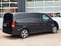 Mercedes-Benz eVito 112 L2 60 kWh | Achteruitrijcamera | Dodehoekassistentie | Stoelverwarming Bestuurdersstoel | Tweezits Bijrijdersbank | Spoorassistent