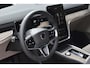 Volvo EX90 Single Motor Plus 7p. 92 kWh | 800 Volt | Stoelventilatie | Stoel-/Stuurwielverwarming | 21 inch Aero Velgen | BLIS | Adaptieve Cruise Control | Pilot Assist | 360 graden Camera | Bose Premium Sound | Elektrisch verstelbare Voorstoelen | 7 Seater |