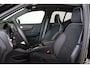 Volvo EX40 Twin Performance Ultra Black Edition - Panorama/schuifdak - IntelliSafe Assist & Surround - 360º Camera - Harman/Kardon audio - Verwarmde voorstoelen, stuur & achterbank - Parkeersensoren voor & achter - Elektr. bedienb. voorstoelen met geheugen links - Draadloze tel. lader - Warmtepomp - Extra getint glas - Inklapbare trekhaak - 20' LMV