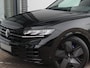 Volkswagen Touareg 3.0 TSi eHybrid 4MOTION R | Trekhaak | Elektrisch verstelbare stuurkolom | Memory | Luchtvering | 360°-camera | Stoel- Koeling/Verwarming/Massage | DYN-Audio | Head up Display |