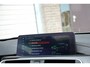 BMW 3-Serie 318i Luxury Edition Automaat | Sportstoelen | Achteruitrijcamera | Schuif/Kanteldak