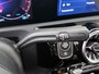 Mercedes-Benz A-klasse 180 Business Solution AMG | Panoramadak | Widescreen | Sfeerverlichting | Achteruitrijcamera | Stoelverwarming |