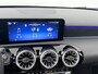Mercedes-Benz A-klasse 180 Business Solution AMG | Panoramadak | Widescreen | Sfeerverlichting | Achteruitrijcamera | Stoelverwarming |