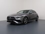 Mercedes-Benz A-klasse 180 Business Solution AMG | Panoramadak | Widescreen | Sfeerverlichting | Achteruitrijcamera | Stoelverwarming |