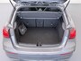 Mercedes-Benz A-klasse 180 Business Solution AMG | Panoramadak | Widescreen | Sfeerverlichting | Achteruitrijcamera | Stoelverwarming |