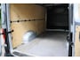 Volkswagen Crafter 35 2.0 TDI L3H1 Highline 2017 | Trekhaak | Parkeersensoren | Elektrische Ramen | Cruise Control | Boekjes | Standkachel | 2 Sleutels | Alarm Klasse 3 | Stuurwiel Bediening