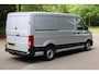 Volkswagen Crafter 35 2.0 TDI L3H1 Highline 2017 | Trekhaak | Parkeersensoren | Elektrische Ramen | Cruise Control | Boekjes | Standkachel | 2 Sleutels | Alarm Klasse 3 | Stuurwiel Bediening