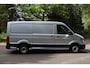 Volkswagen Crafter 35 2.0 TDI L3H1 Highline 2017 | Trekhaak | Parkeersensoren | Elektrische Ramen | Cruise Control | Boekjes | Standkachel | 2 Sleutels | Alarm Klasse 3 | Stuurwiel Bediening
