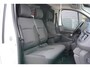 Renault Trafic 2.0 dCi 130PK L2 EURO 6 - Airco - Navi - Cruise - € 15.900,- Excl.