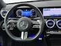 Mercedes-Benz A-klasse 180 Business Solution AMG | Panoramadak | Widescreen | Sfeerverlichting | Achteruitrijcamera | Stoelverwarming |
