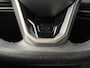 Volkswagen Golf 1.5 eTSI R-Line Business | Navigatie | Achteruitrijcamera | Trekhaak | All-Season Banden | Adaptive Cruise Control | Stoelverwarming |