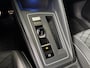 Volkswagen Golf 1.5 eTSI R-Line Business | Navigatie | Achteruitrijcamera | Trekhaak | All-Season Banden | Adaptive Cruise Control | Stoelverwarming |