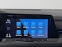 Volkswagen Golf 1.5 eTSI R-Line Business | Navigatie | Achteruitrijcamera | Trekhaak | All-Season Banden | Adaptive Cruise Control | Stoelverwarming |