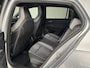 Volkswagen Golf 1.5 eTSI R-Line Business | Navigatie | Achteruitrijcamera | Trekhaak | All-Season Banden | Adaptive Cruise Control | Stoelverwarming |