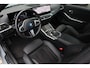 BMW 3-Serie Touring 330e xDrive M-sport Pro | Pano | Memory | Matrix | HiFi | Keyless | Carbon | Ambient | Sensoren