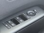 Hyundai Kona Electric Long Range Pure Edition 64.8 kWh | Uit voorraad leverbaar! | Achteruitrijcamera | Adaptieve Cruise Control | Keyless entry/start | Stoel/Stuurverwarming | Adaptive Cruisecontrol |
