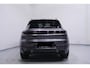 Porsche Cayenne 4.0 V8 S ex bpm. pano-dak soft-close sportuitlaat luchtvering(PASM) electr.trekhaak stoelverwarming v+a en geventileerde voorstoelen exterieur-pakket DAB private-glas 22"lmv sport design sport-chrono Bose sounsystem 360-camera soft-close HUD ACC sportstoelen 18keer-verstelbaar