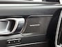 Volvo XC40 1.5 T4 Plug-in hybrid Plus Bright | Automaat | Apple Carplay / Android Auto | Memory Seats | Harman-Kardon | Virtual Cockpit | Stoel- Stuurverwarming | Elektrische Achterklep | Achteruitrijcamera | Navigatie | Climate Control | Cruise Control | Lichtmetalen Velgen |