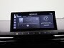 MG MG4 Electric Luxury 64 kWh | Automaat | Navigatie | Climate Control | Apple Carplay / Android Auto | Adaptive Cruise Control | Stoel/Stuur verwarming | Half-Leder | Lage km stand