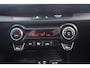 Kia Stonic 1.0 T-GDi DynamicLine Trekhaak/navi/Cam/Pdc/Rijklaar!