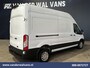 Ford Transit 2.0 TDCI 130pk L3H3 Euro6 Airco | Camera | Apple Carplay | Cruisecontrol Android Auto, Verwarmde Voorruit, Parkeersensoren, Bijrijdersbank
