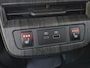 Nissan Ariya Evolve 66 kWh / 99% SOH / Glazen schuif- en kanteldak / CCS snelladen / warmtepomp / Stuur- Stoel & Achterbank verwarming / Head Up Display / Adaptief cruise control / Stoelventilatie / Bose Audio Systeem / Elektrische achterklep / Draadloze telefoon lader /