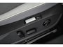 Volkswagen ID.3 First Max 204pk 58 kWh Trekhaak Panoramadak Matrix LED Camera Stoelverwarming Navigatie