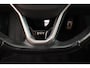 Volkswagen ID.3 First Max 204pk 58 kWh Trekhaak Panoramadak Matrix LED Camera Stoelverwarming Navigatie
