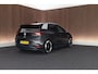 Volkswagen ID.3 First Max 204pk 58 kWh Trekhaak Panoramadak Matrix LED Camera Stoelverwarming Navigatie