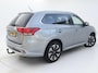 Mitsubishi Outlander 2.0 PHEV instyle+ | Facelift model | Schuif/-kanteldak | Leder | PDC +360 camera | Stoel/-Stuurverwarming | Trekhaak |