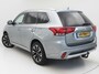 Mitsubishi Outlander 2.0 PHEV instyle+ | Facelift model | Schuif/-kanteldak | Leder | PDC +360 camera | Stoel/-Stuurverwarming | Trekhaak |