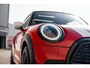 MINI Cooper 1.5 | JCW Trim | Pano Dak | Navi Prof | Stoel-/stuurverw | 17"