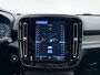 Volvo XC40 T3 163pk Automaat R-Design / Adapt. Cruise / BLIS / Nubuck / Stoel + Stuurw. Verwarming / Elektr. Trekhaak / PDC + Camera / 18'' / Elektr. Achterklep /