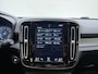 Volvo XC40 T3 163pk Automaat R-Design / Adapt. Cruise / BLIS / Nubuck / Stoel + Stuurw. Verwarming / Elektr. Trekhaak / PDC + Camera / 18'' / Elektr. Achterklep /